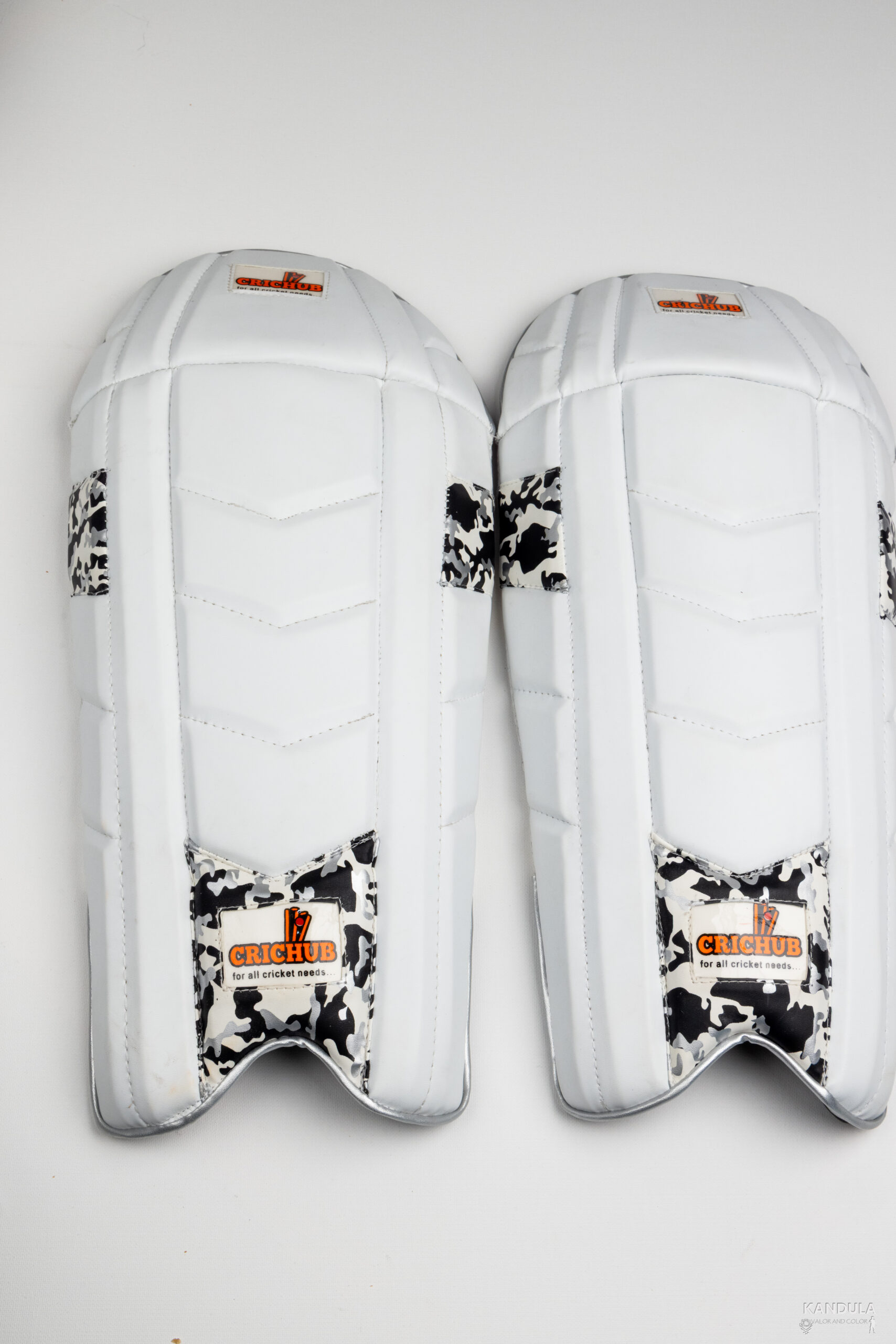 CricHUB Wicket Keeping Pads - Image 3